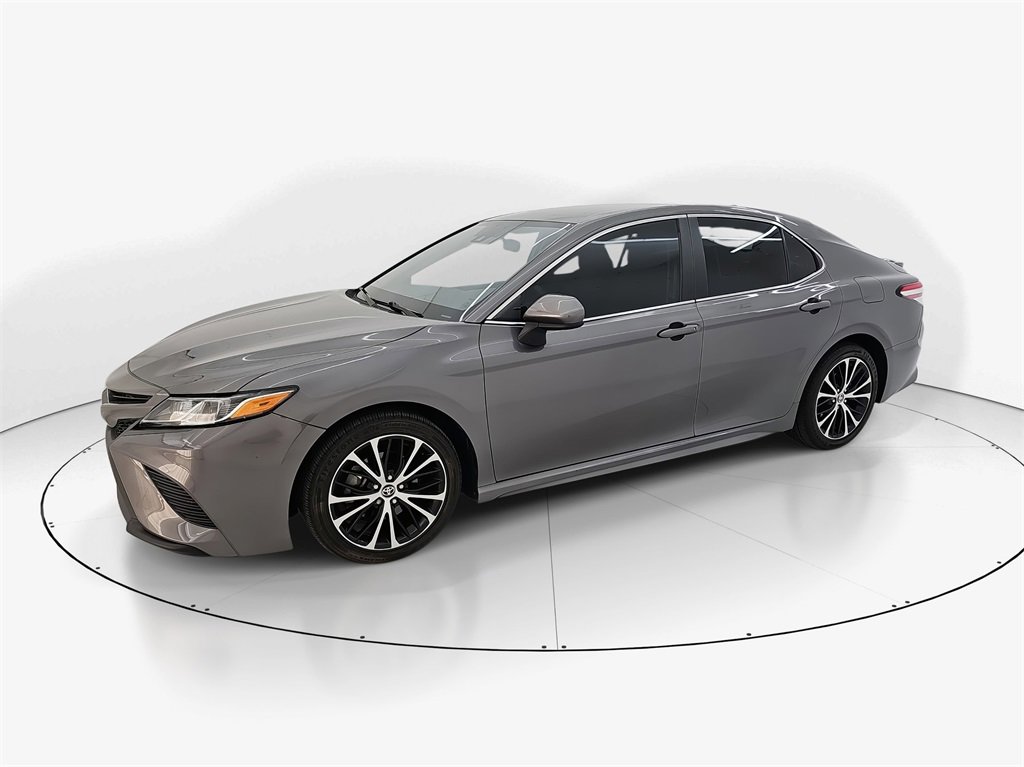 Used 2020 Toyota Camry SE image 10