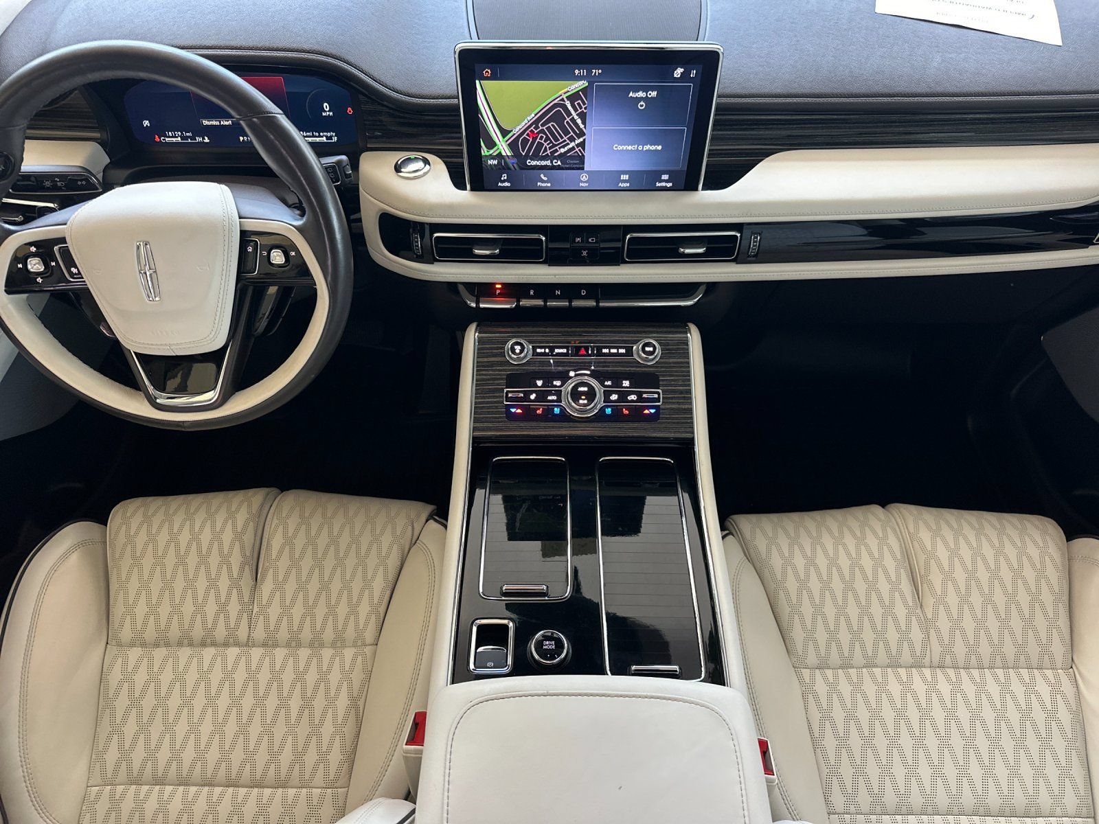 Certified 2023 Lincoln Aviator Black Label AWD/4WD image 12