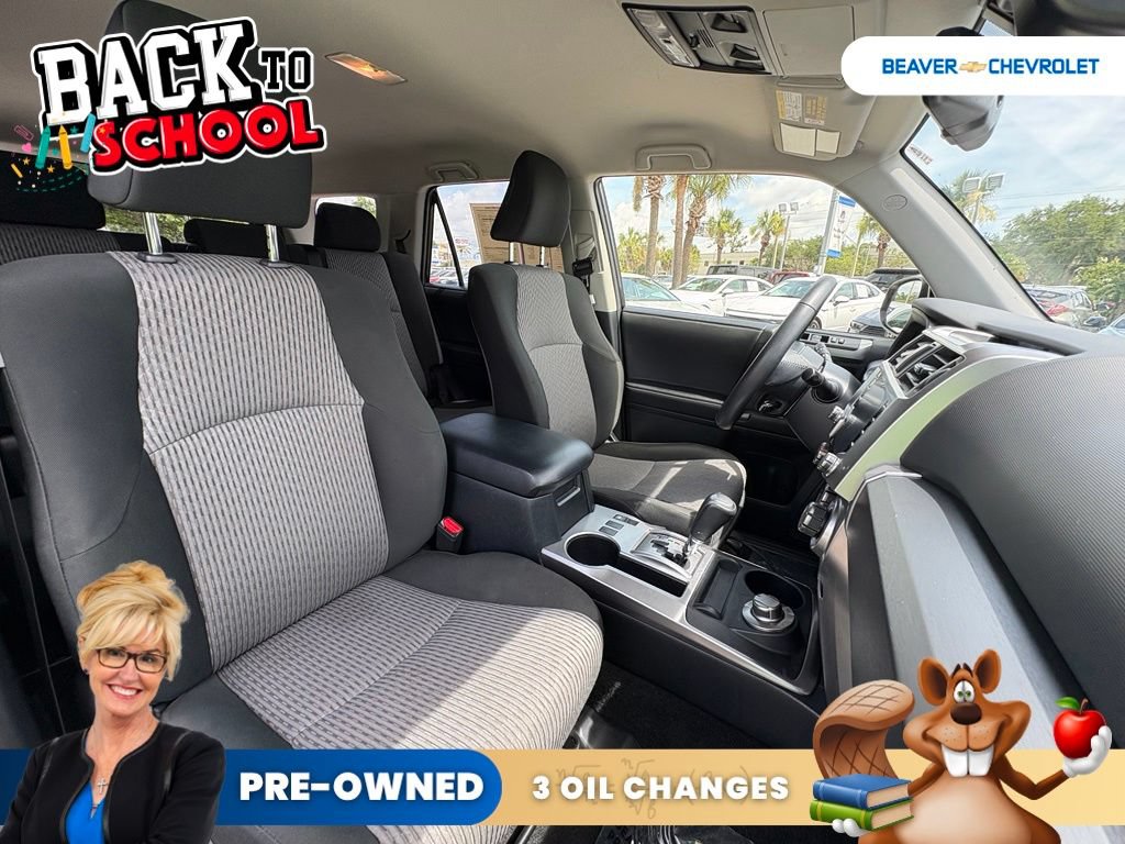 Used 2024 Toyota 4Runner SR5 AWD/4WD image 28