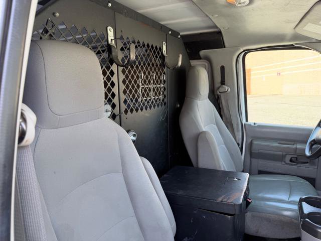 Used 2013 Ford E-150 and Econoline 150 RWD image 12