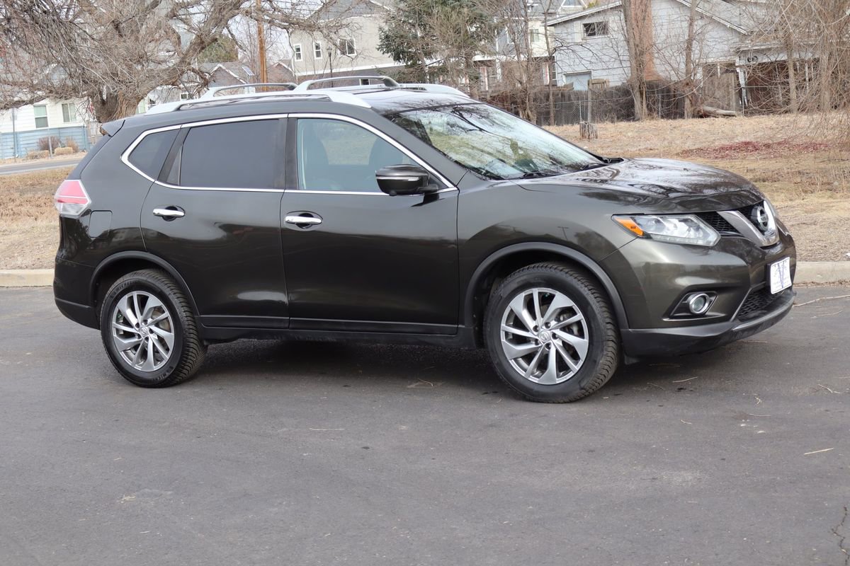 Used 2014 Nissan Rogue SL w/ SL Premium Package image 2