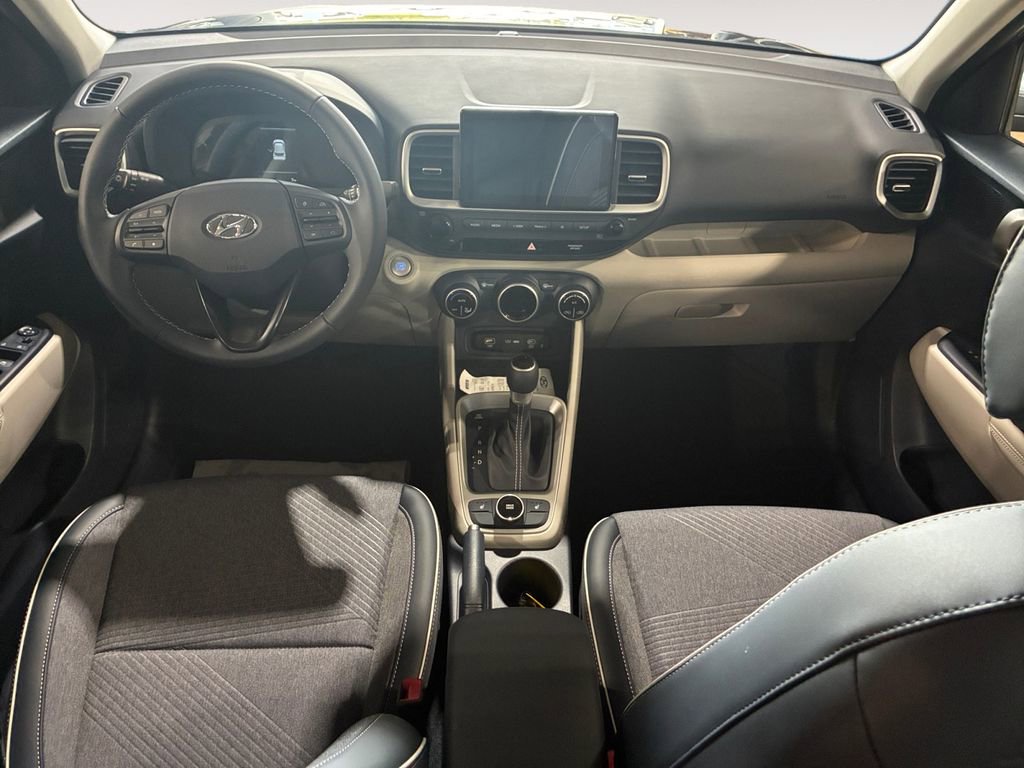 New 2026 Hyundai Venue SEL FWD image 10