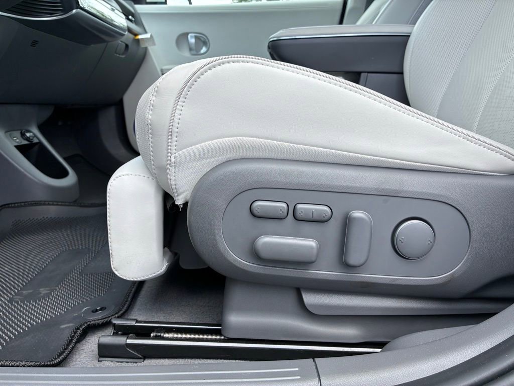 Used 2024 Hyundai Ioniq 5 Limited AWD/4WD image 19