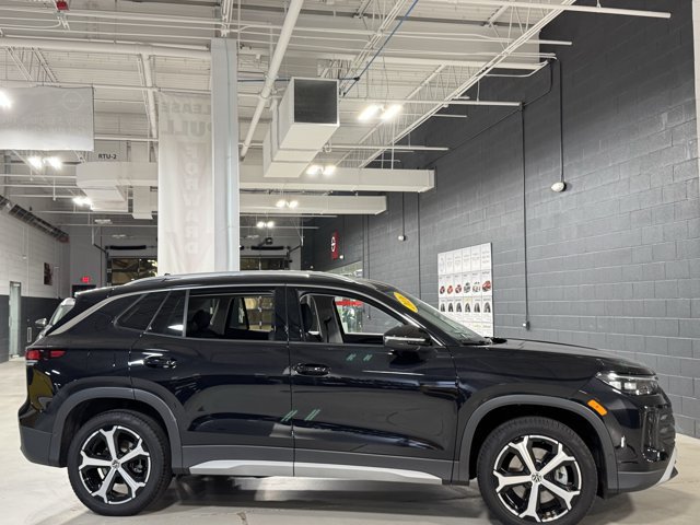 Used 2026 Volkswagen Tiguan SE AWD/4WD image 5