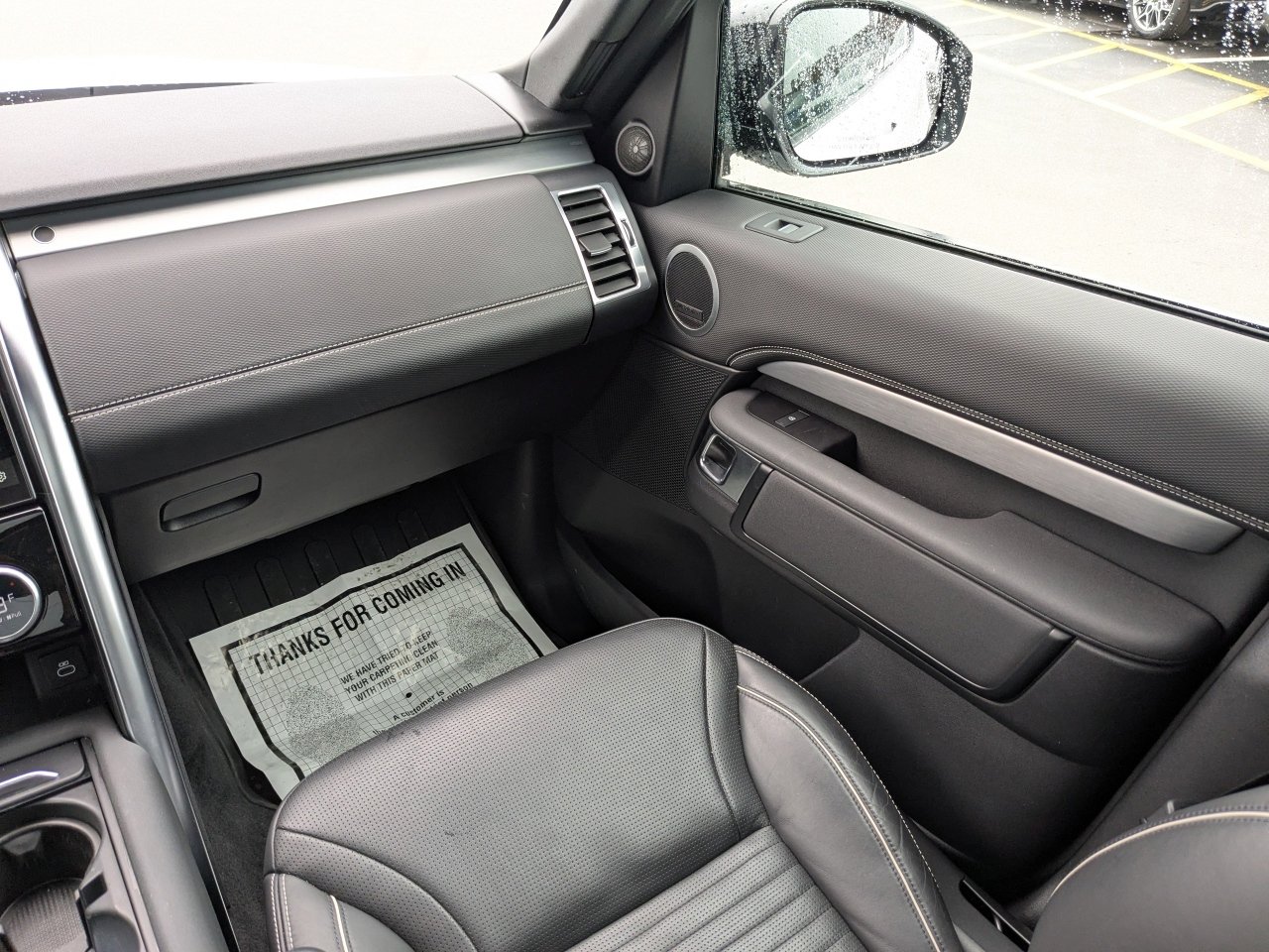 Used 2023 Land Rover Discovery S R-Dynamic AWD/4WD image 22