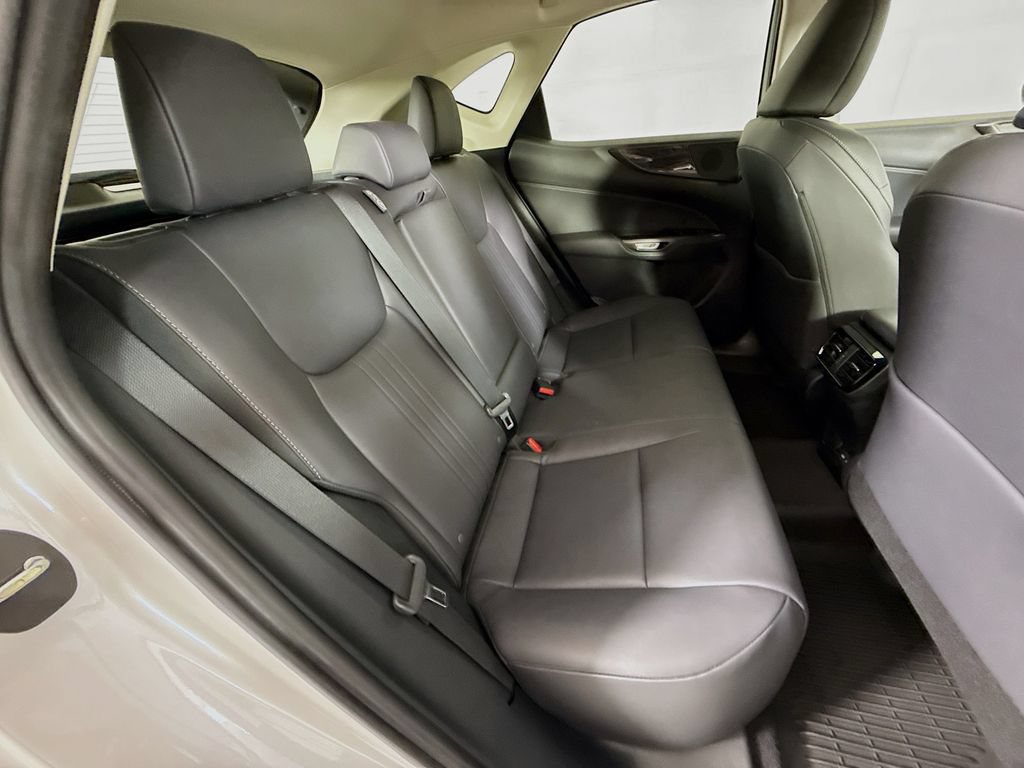 Certified 2024 Lexus NX 250 FWD w/ Towing Package (2000 Lbs) image 28