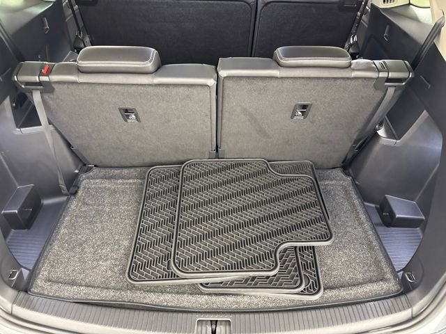 Used 2025 Volkswagen Atlas SEL image 18
