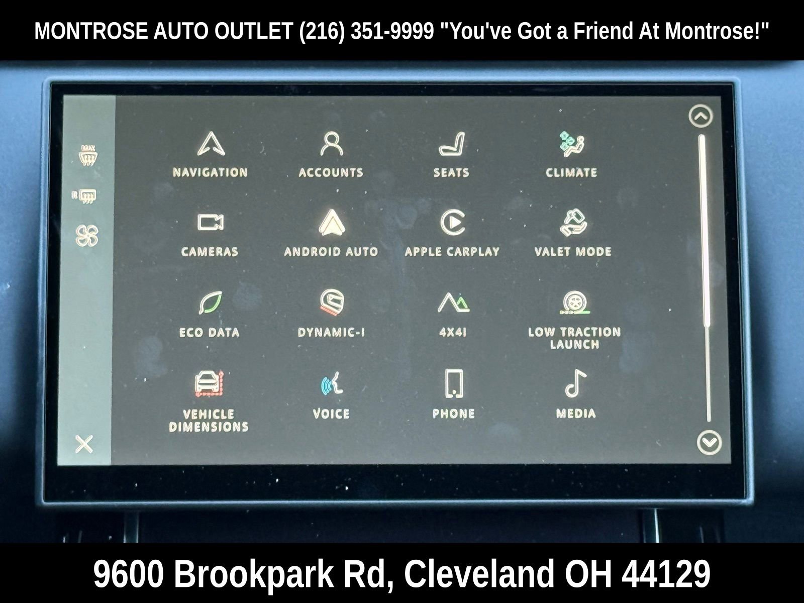 New 2026 Land Rover Range Rover Velar Dynamic SE image 20