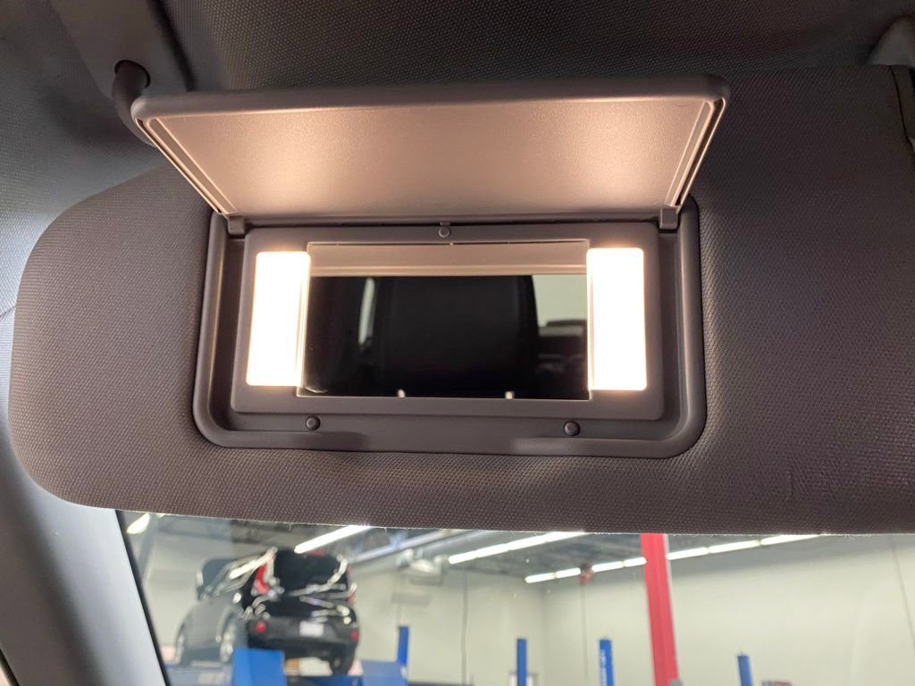 Used 2021 Ford Explorer Limited w/ Equipment Group 301A image 32