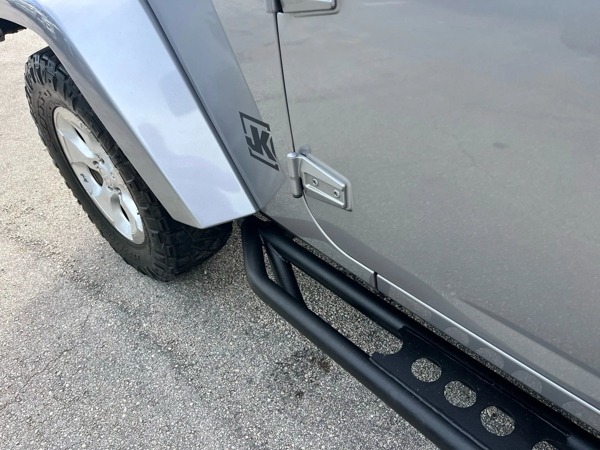 Used 2013 Jeep Wrangler Unlimited Sahara w/ Connectivity Group image 7