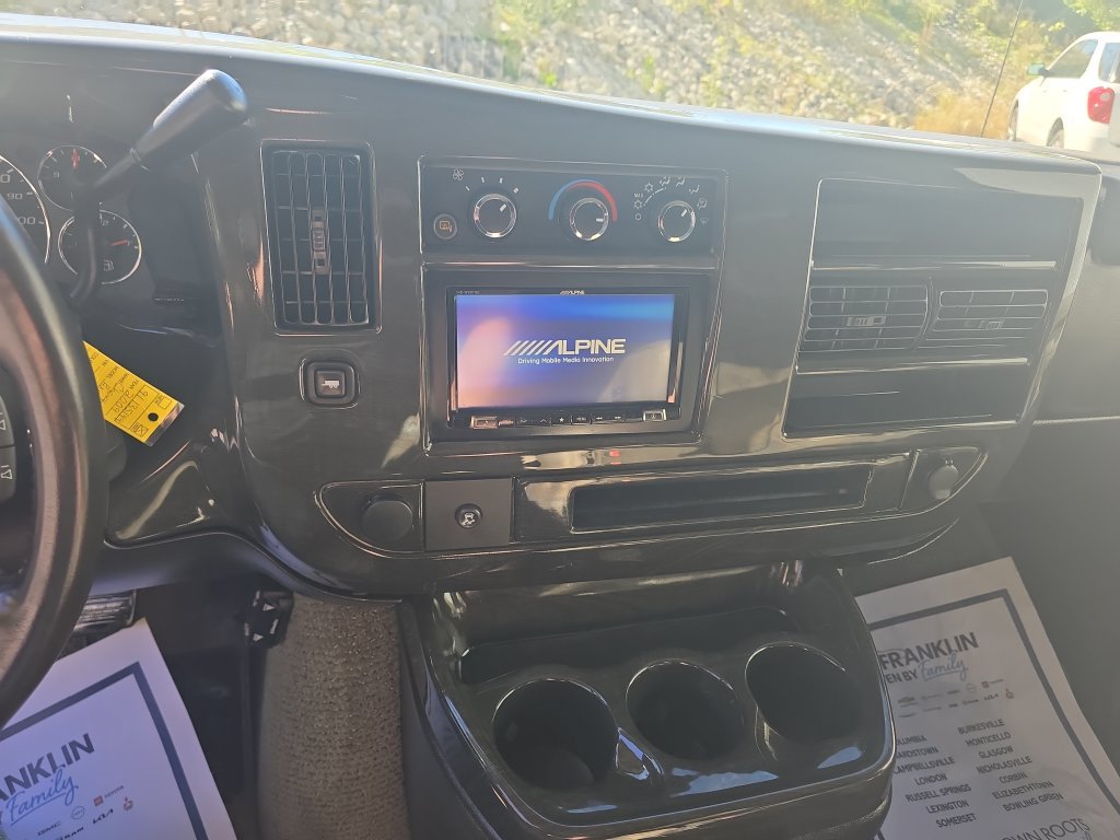 Used 2009 Chevrolet Express 1500 AWD w/ Preferred Equipment Group image 19