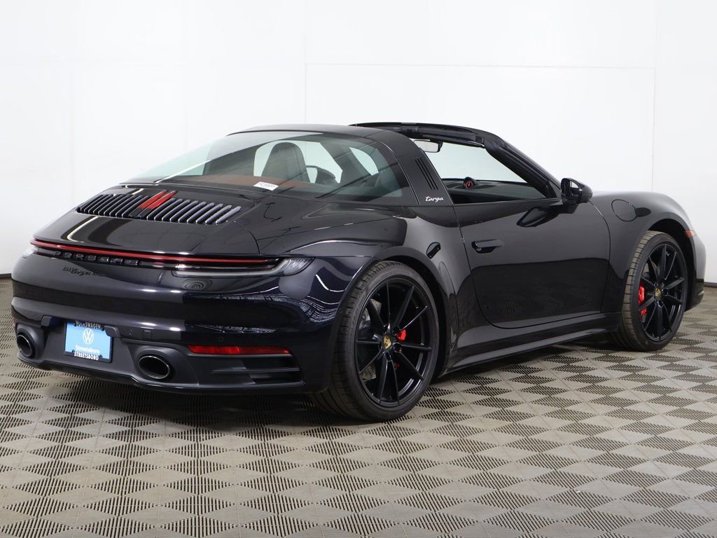 Used 2022 Porsche 911 Targa 4S image 12