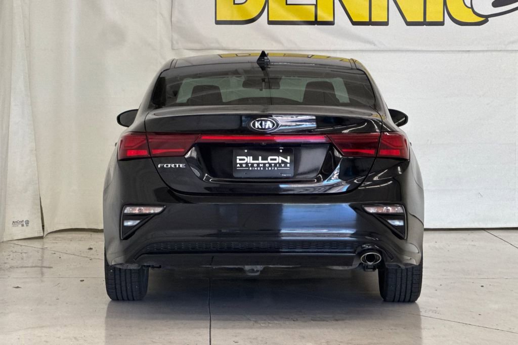 Used 2019 Kia Forte LXS FWD image 5