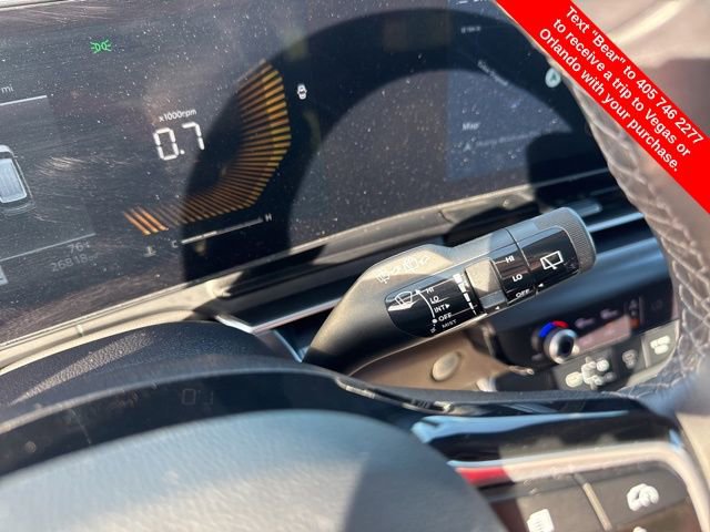 Used 2025 Kia Carnival image 21