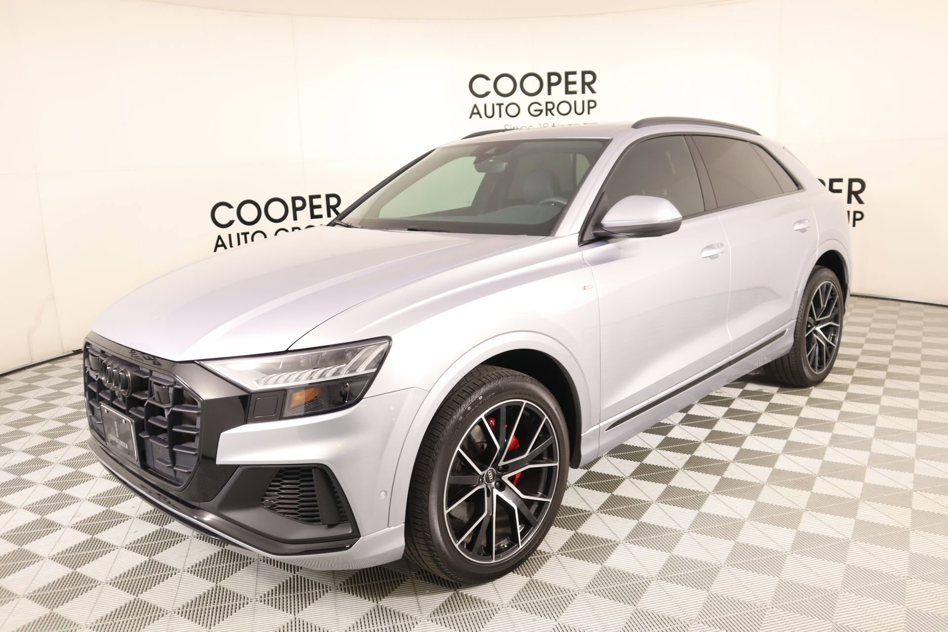 Used 2022 Audi Q8 Premium Plus AWD/4WD image 11