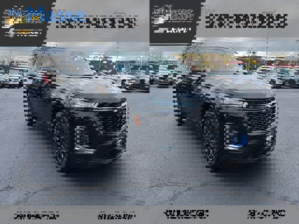 Certified 2023 Chevrolet Traverse RS image 3