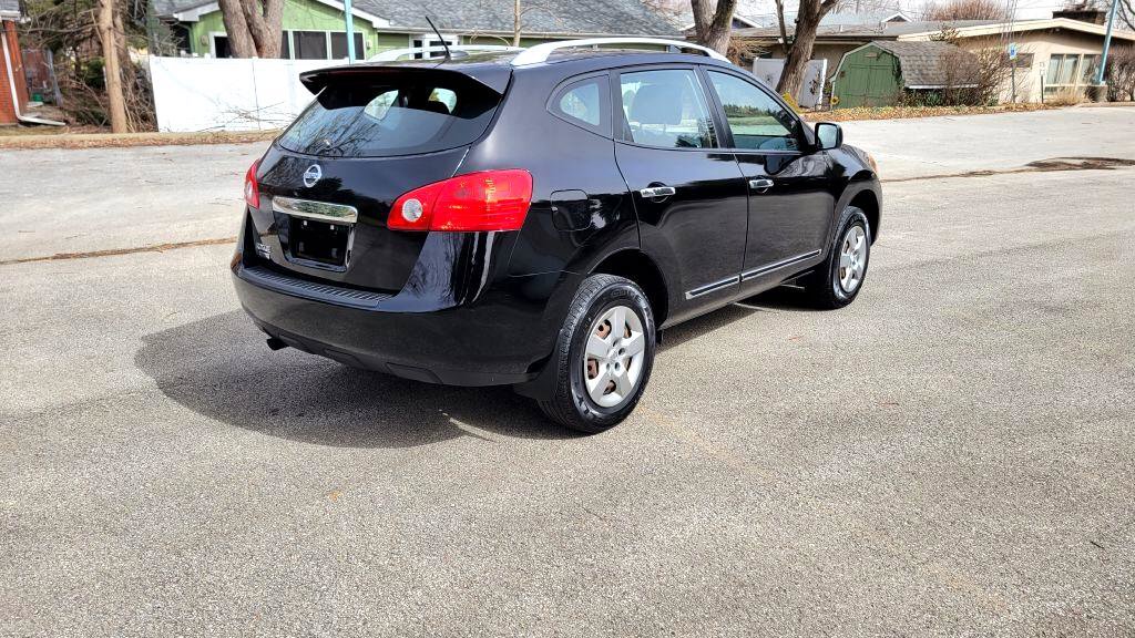 Used 2014 Nissan Rogue S image 3