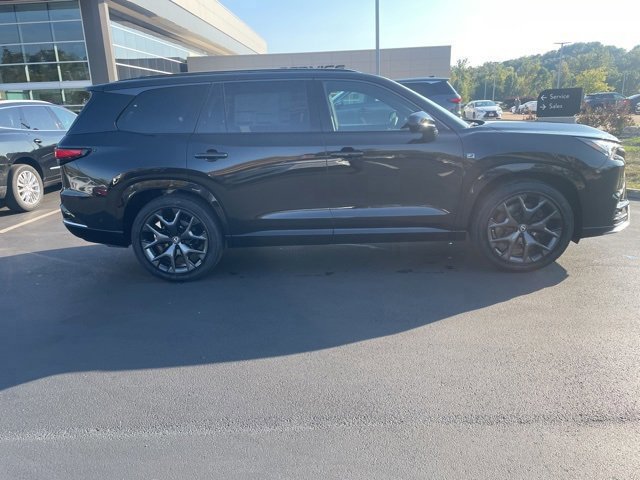 New 2026 Lexus TX 500h AWD image 2