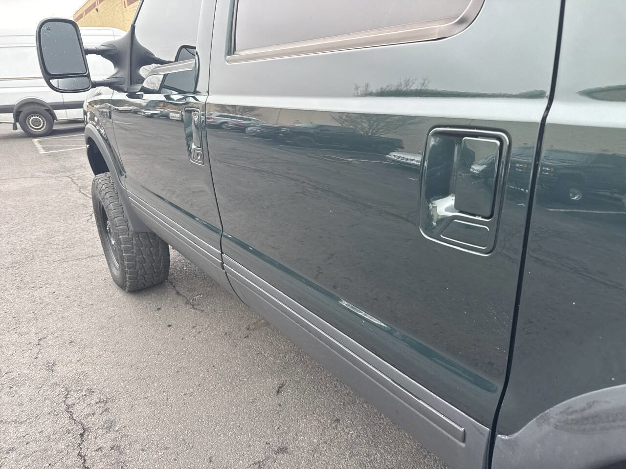 Used 2003 Ford Excursion Limited image 26