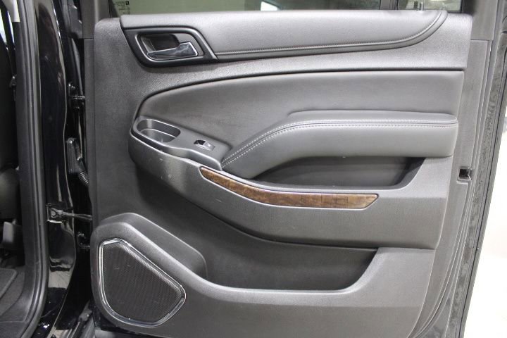 Used 2020 Chevrolet Suburban LT image 32