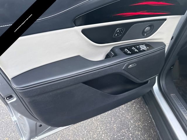 Certified 2024 Lincoln Nautilus Reserve w/ Equipment Group 202A image 15