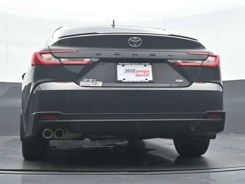 Used 2025 Toyota Camry XSE FWD image 28