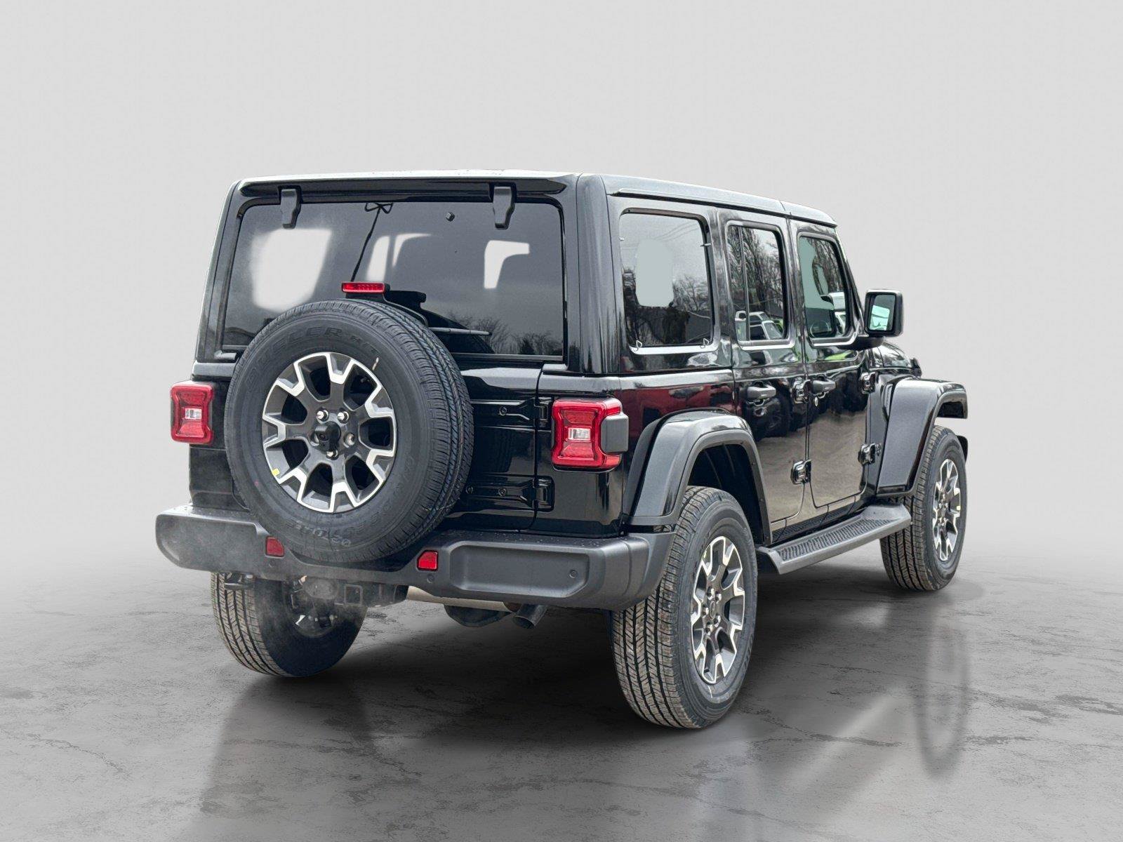 New 2026 Jeep Wrangler Unlimited Sahara AWD/4WD image 5