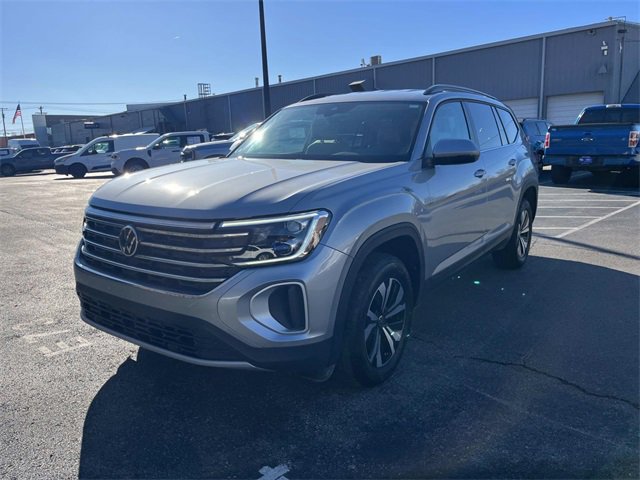 Used 2024 Volkswagen Atlas SE image 7