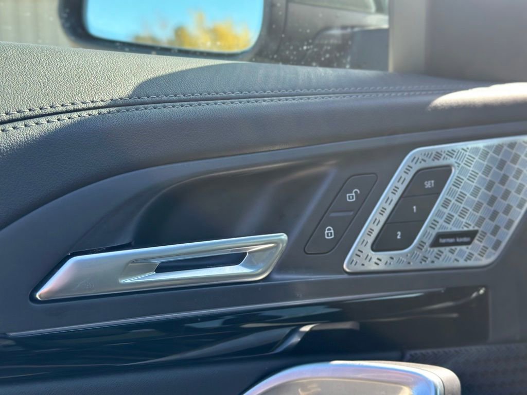 Certified 2025 BMW X1 xDrive28i w/ Premium Package AWD/4WD image 17