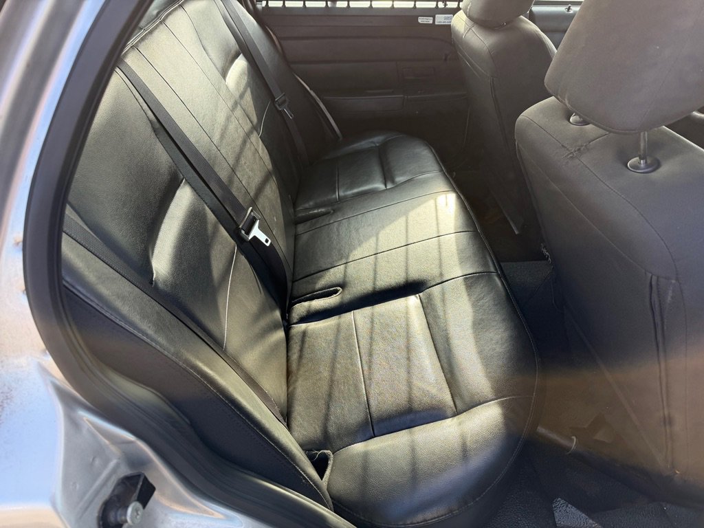 Used 2008 Ford Crown Victoria Police Interceptor RWD image 13