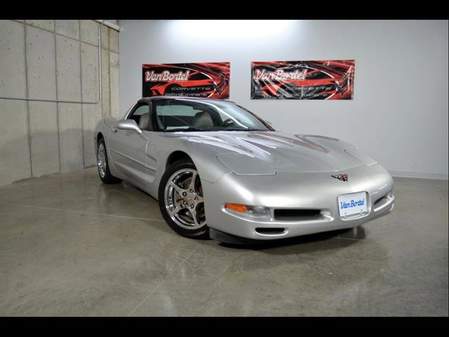 Used 1997 Chevrolet Corvette Coupe w/ Memory Pkg image 1