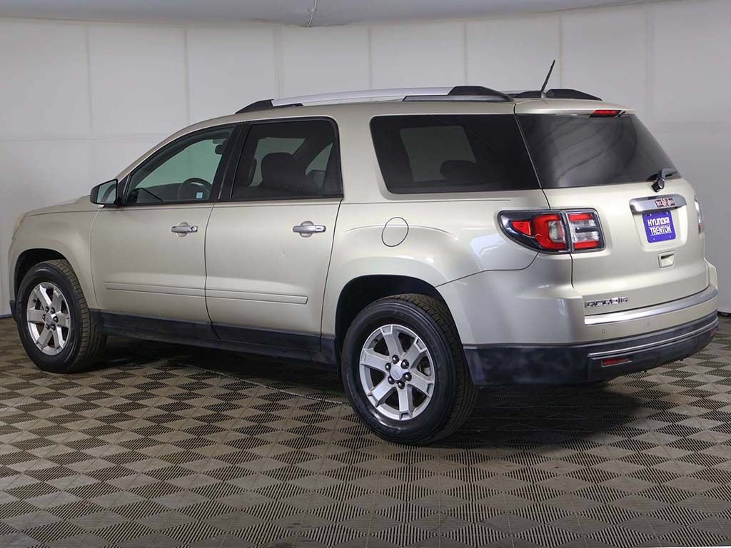 Used 2016 GMC Acadia SLE FWD image 6