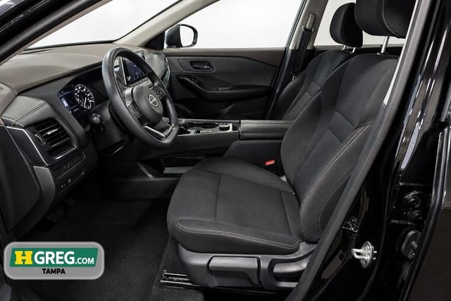 Used 2023 Nissan Rogue S AWD/4WD image 10