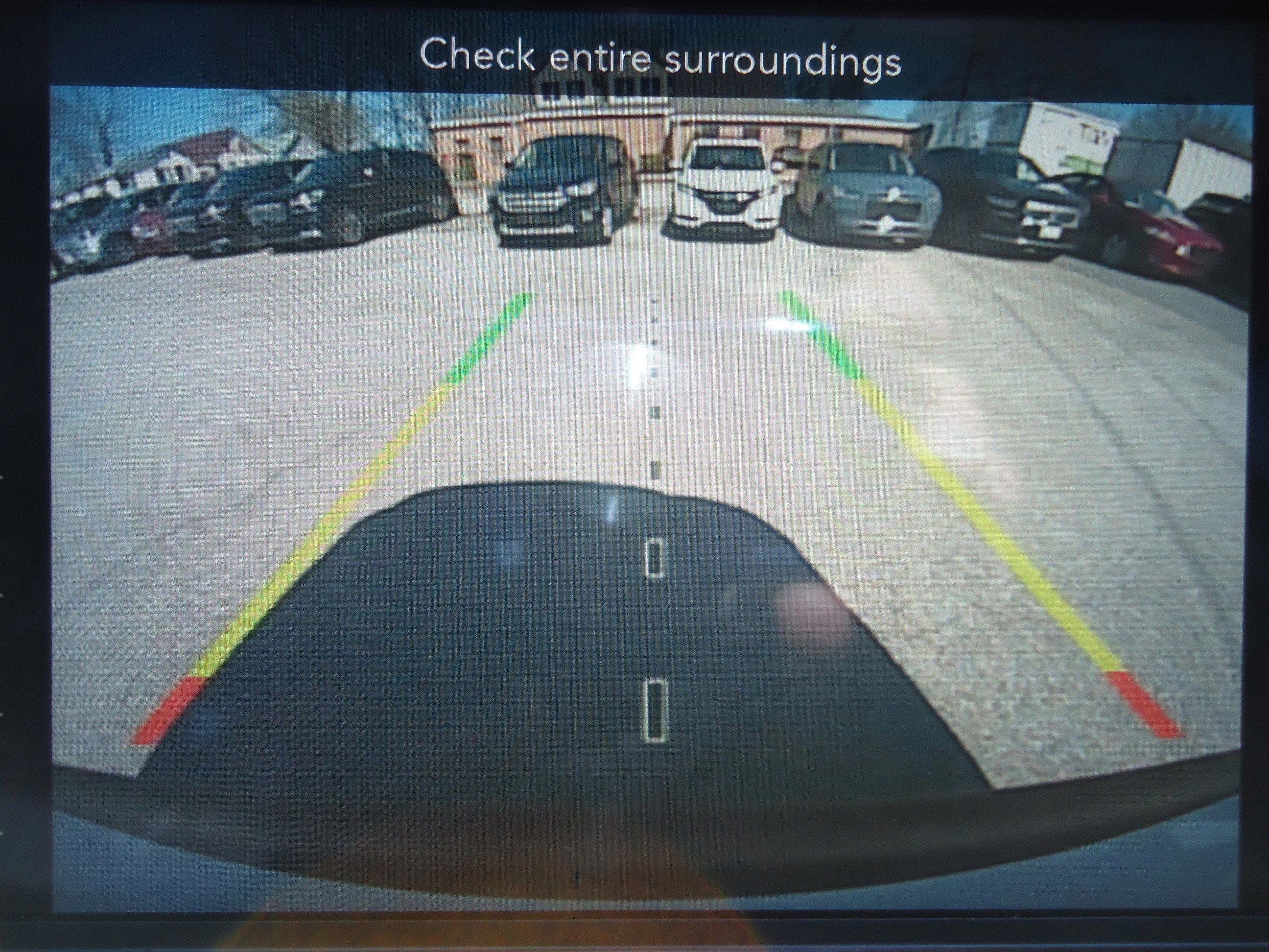 Used 2020 Jeep Cherokee Latitude Plus w/ Cold Weather Group image 18