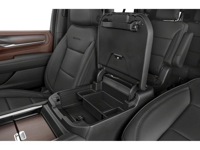 Used 2023 GMC Yukon Denali w/ Advanced Technology Package AWD/4WD image 9