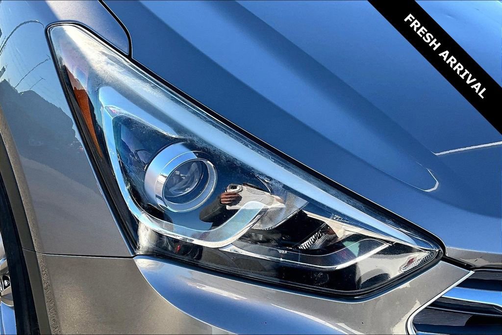 Used 2018 Hyundai Santa Fe Sport w/ 2.4L Value Package 02 image 30