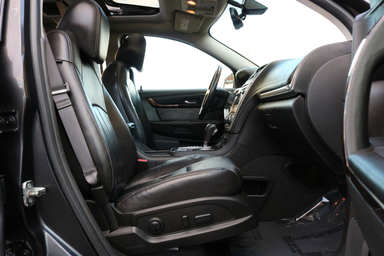 Used 2015 GMC Acadia Denali image 47