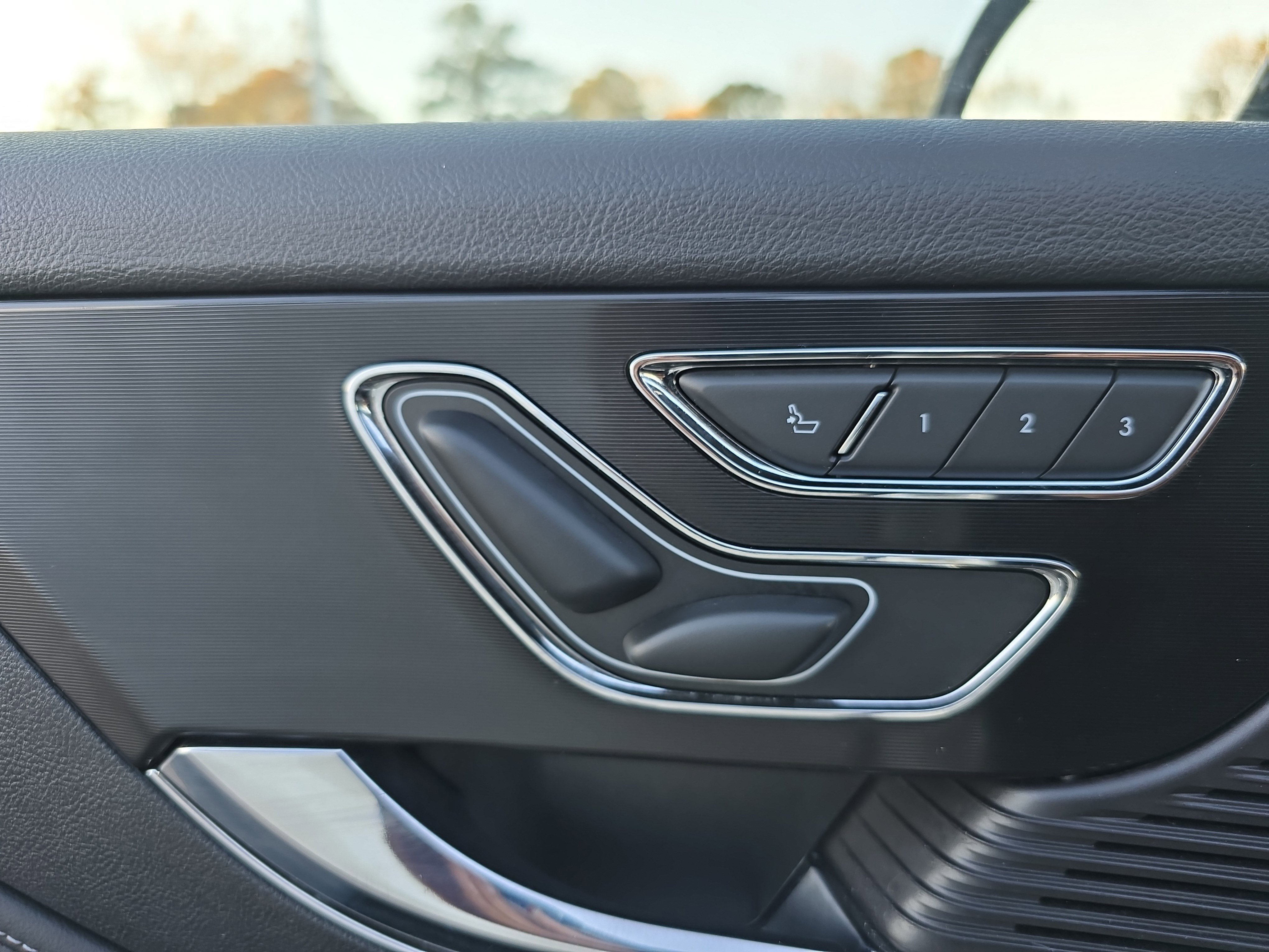 Certified 2022 Lincoln Corsair AWD w/ Premium Package image 28