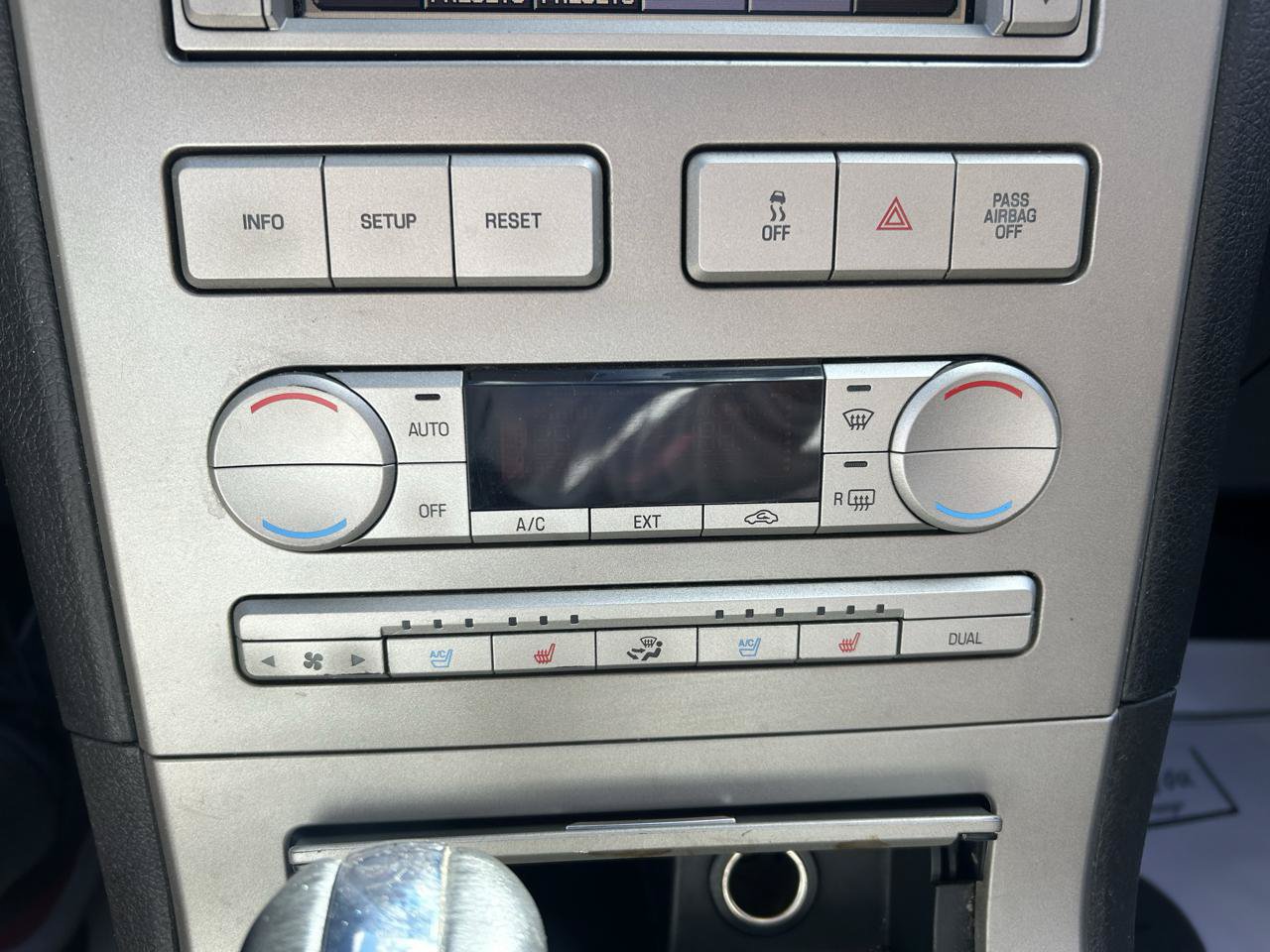 Used 2007 Lincoln MKX 2WD image 24