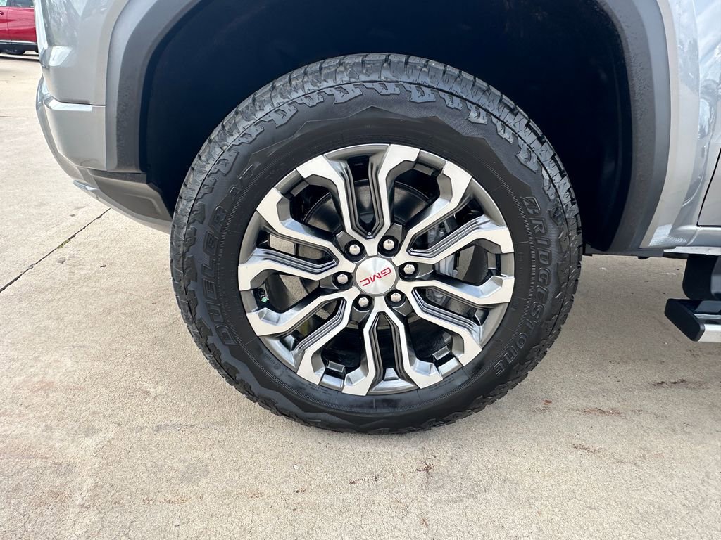 New 2026 GMC Canyon Denali image 12