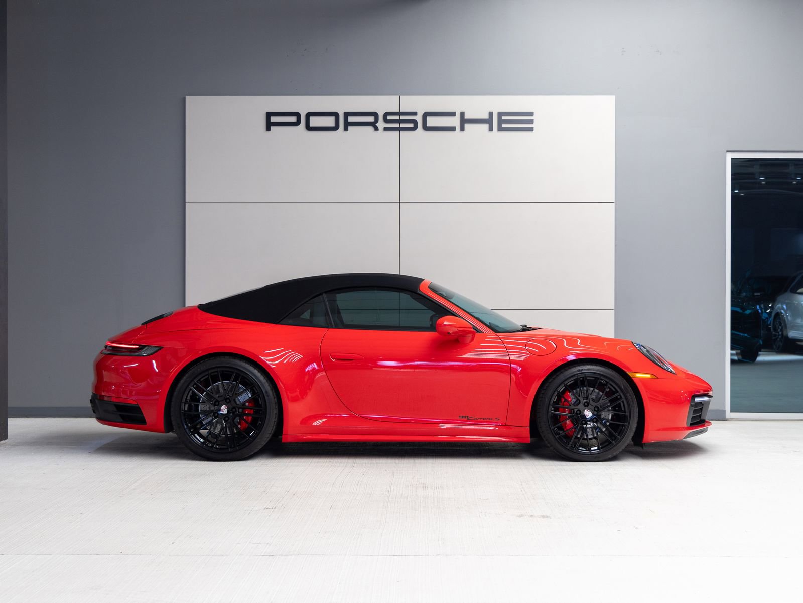 Certified 2023 Porsche 911 Carrera S image 8