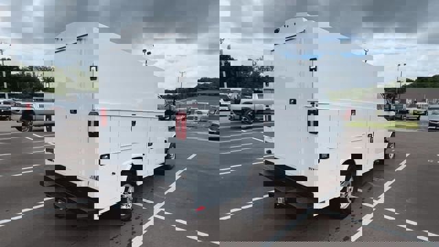 New 2025 GMC Savana 3500 w/ Power Convenience Package image 8