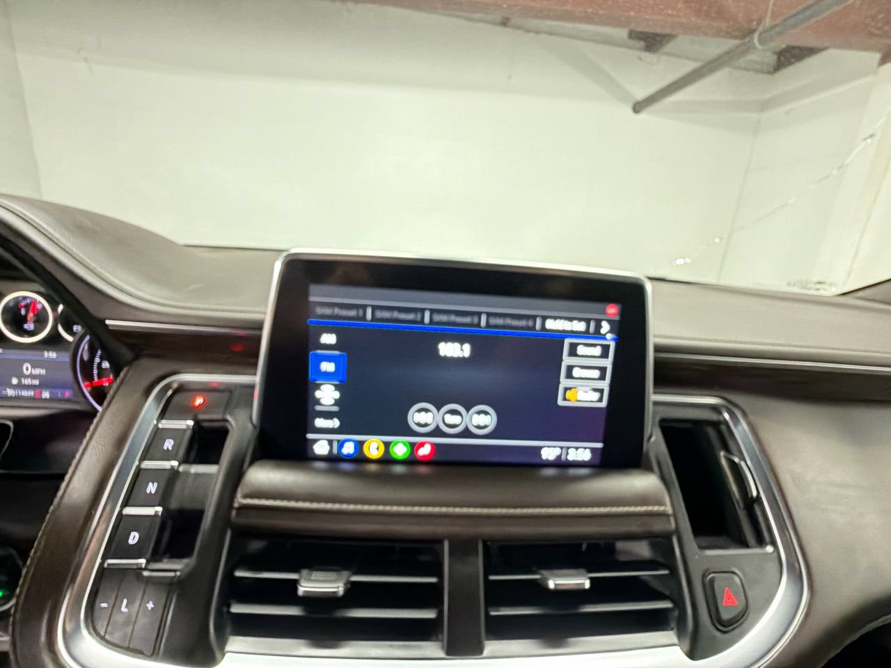 Used 2021 Chevrolet Tahoe Z71 AWD/4WD image 13