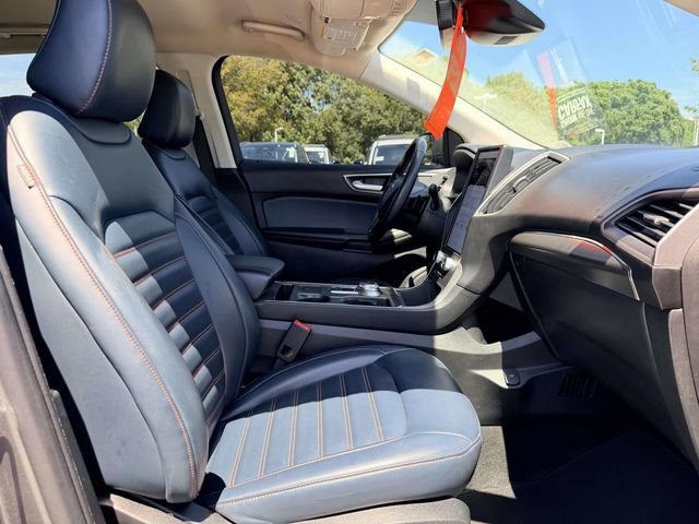 Used 2022 Ford Edge SEL w/ Sport Appearance Package AWD/4WD image 10