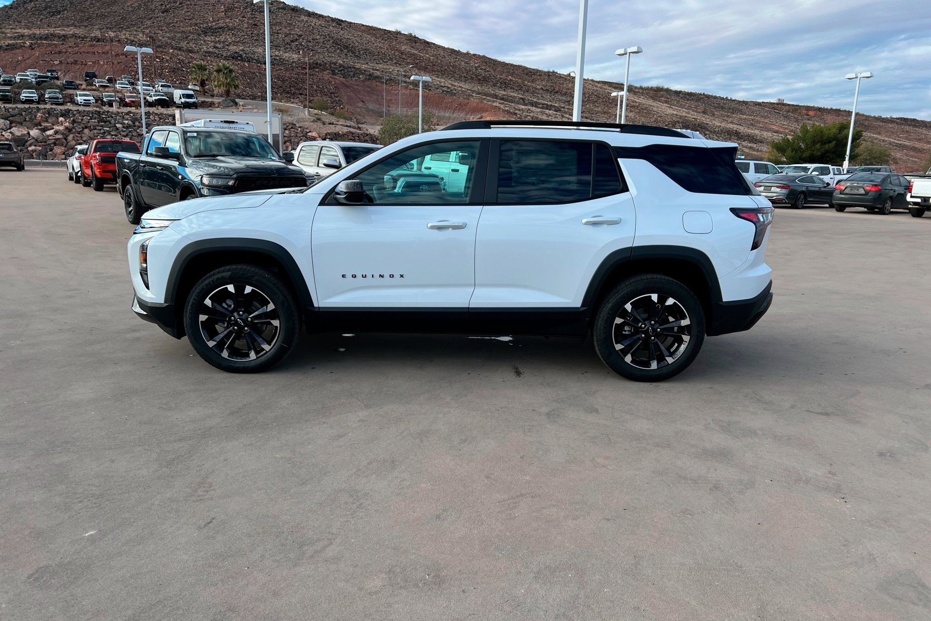 New 2026 Chevrolet Equinox RS w/ Convenience Package III image 2