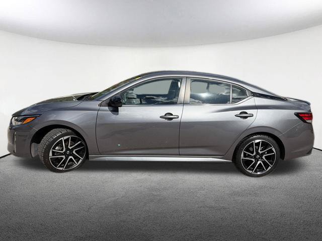 Used 2024 Nissan Sentra SR FWD image 15