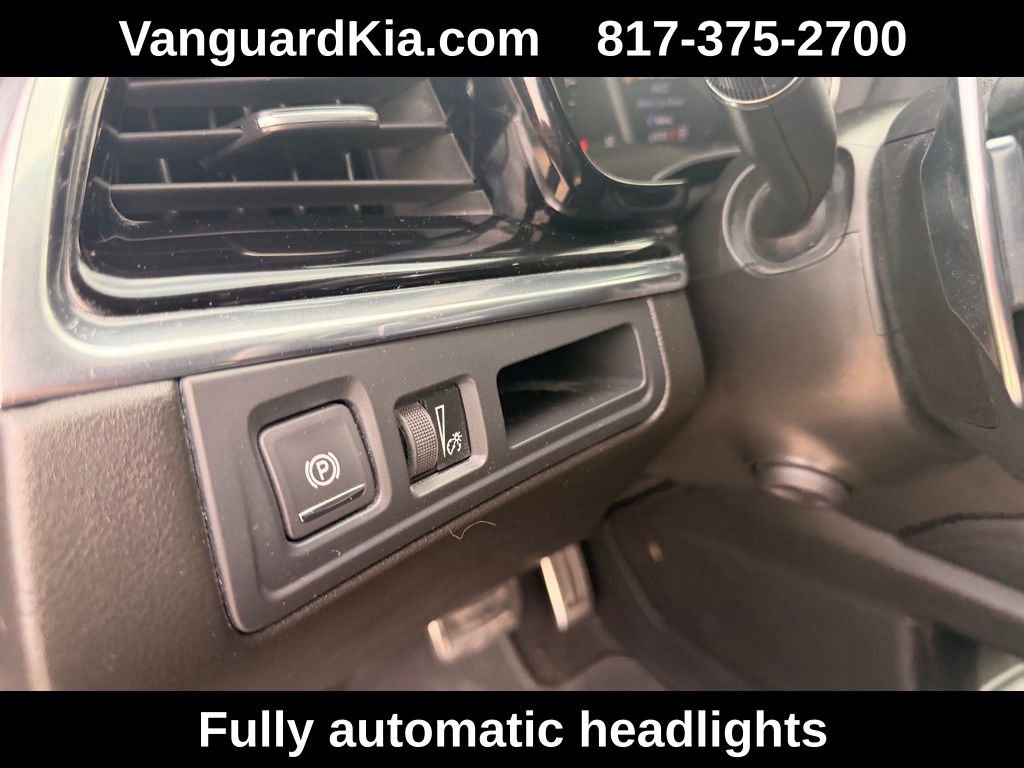 Used 2020 Cadillac XT6 Sport AWD/4WD image 16