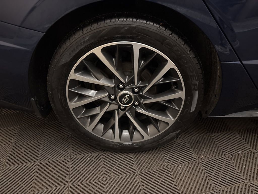 Used 2022 Hyundai Sonata Limited image 28