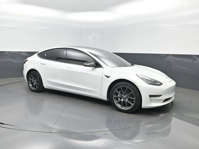 Used 2019 Tesla Model 3 Mid Range RWD image 27
