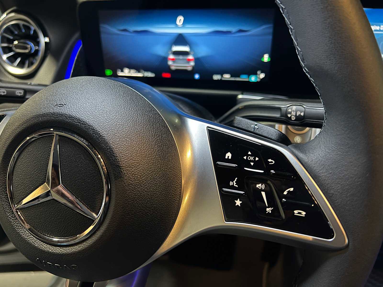 Certified 2025 Mercedes-Benz GLB 250 4MATIC image 27